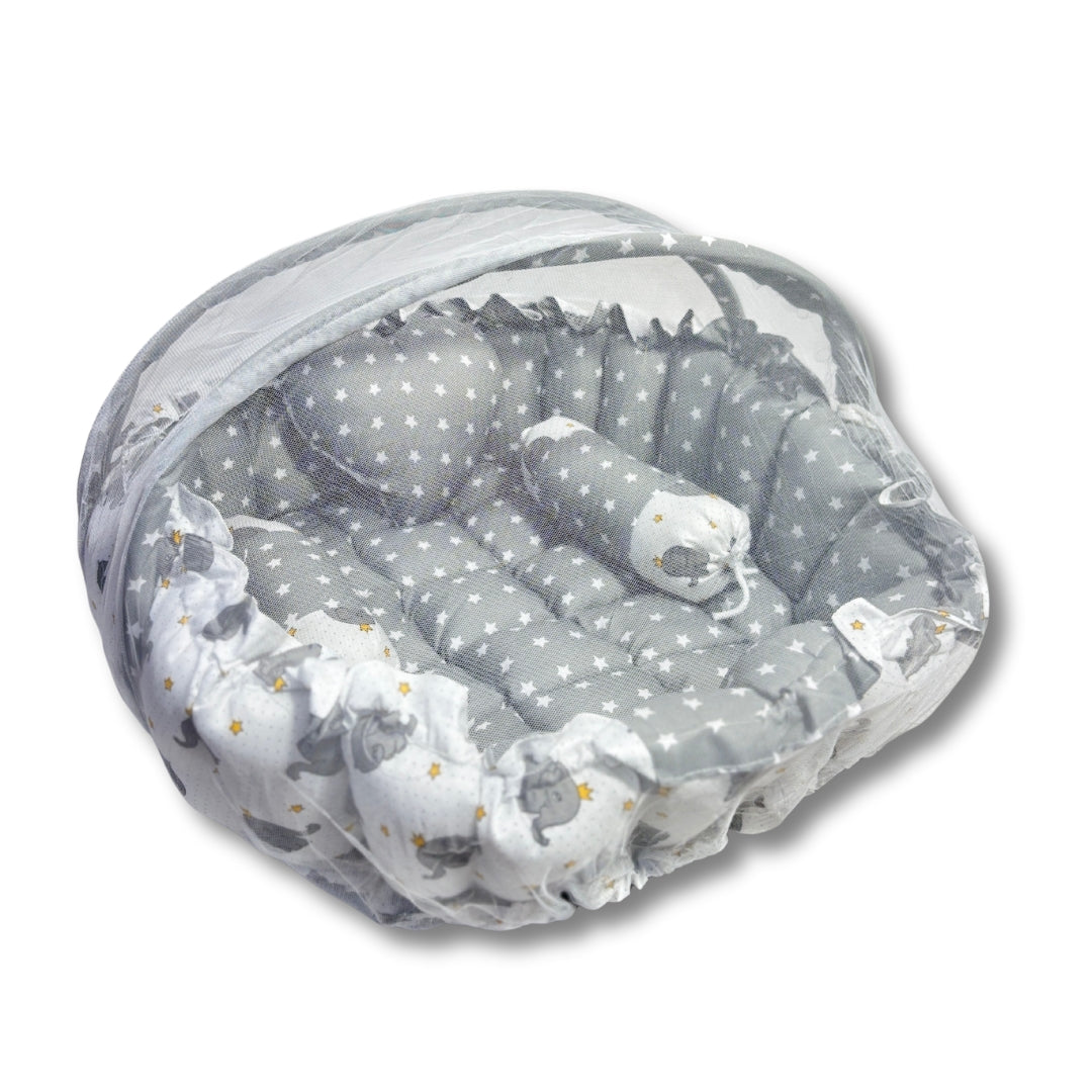 Reversible Baby Nest Bed with Mosquito Net & Pillows (0–12 Months) – For Boys & Girls