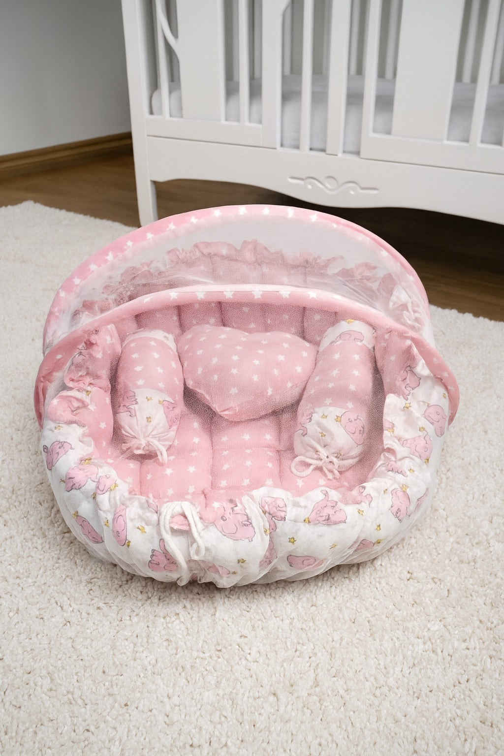 Reversible Baby Nest Bed with Mosquito Net & Pillows – For Boys & Girls